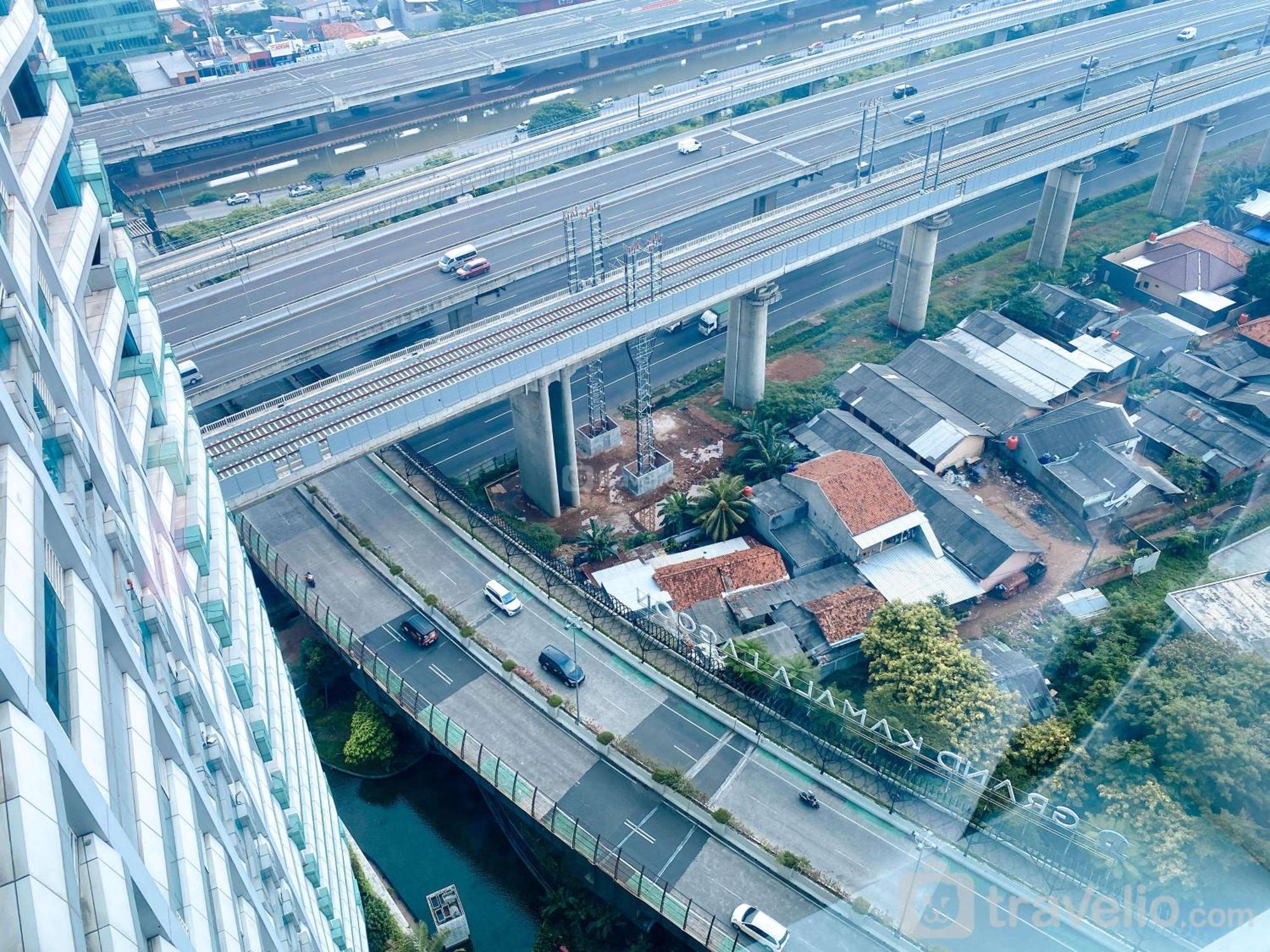 Modern At Grand Kamala Lagoon By Travelio *