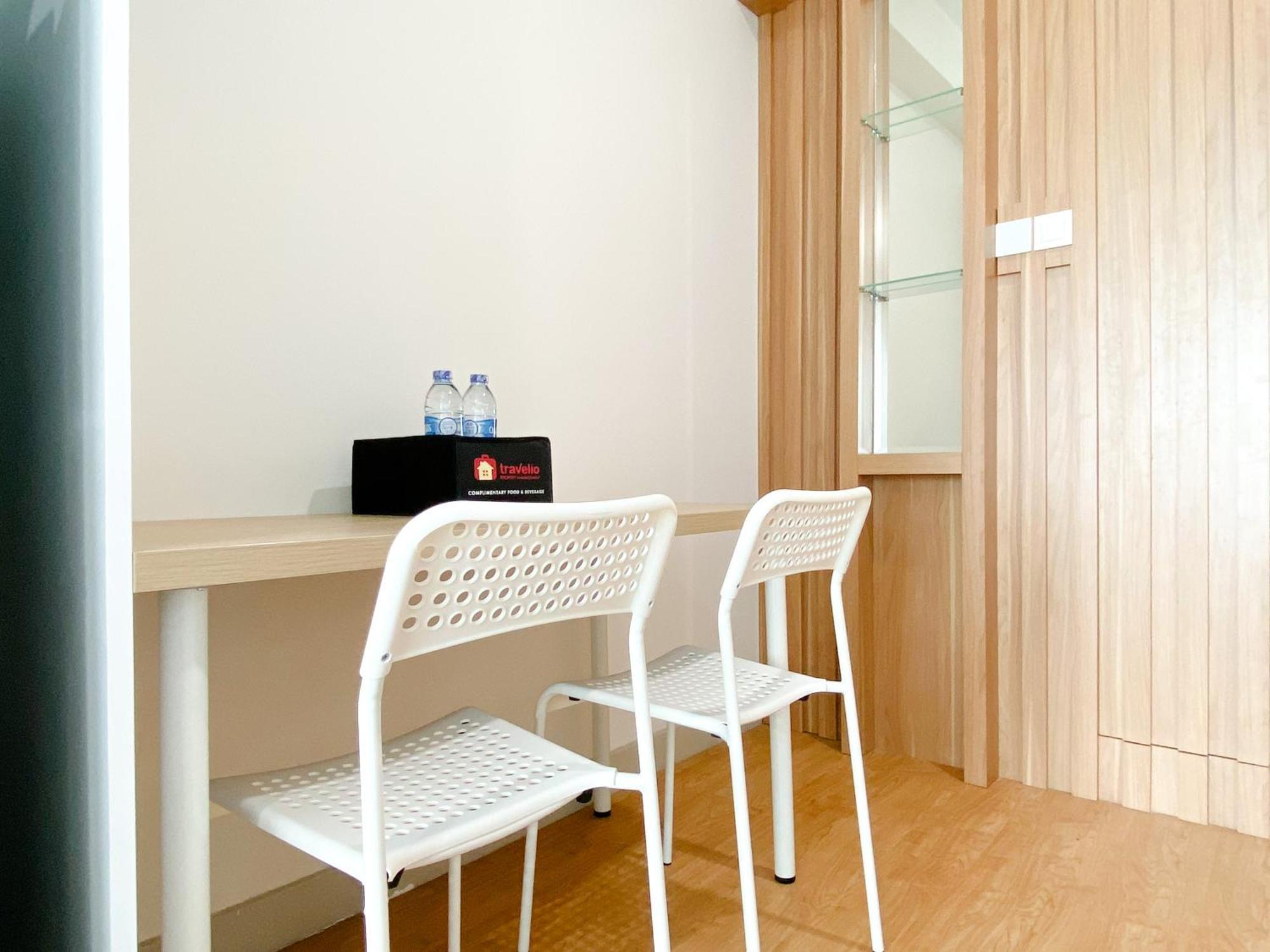 Modern At Grand Kamala Lagoon By Travelio Apartemen *