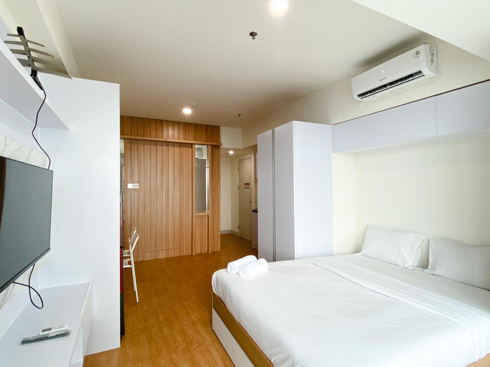 Apartemen Modern At Grand Kamala Lagoon By Travelio